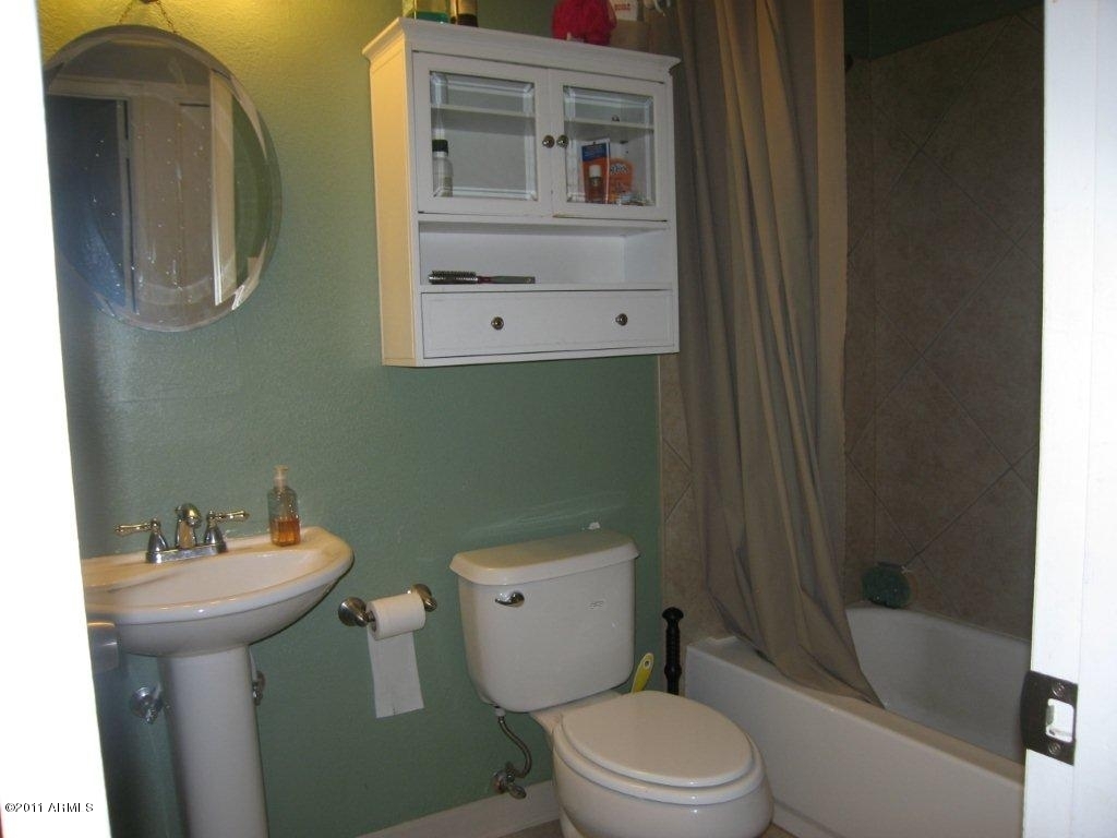 600 South Dobson Road, Unit 80 Mesa, AZ 85202 - Photo 7 of 12 bathroom