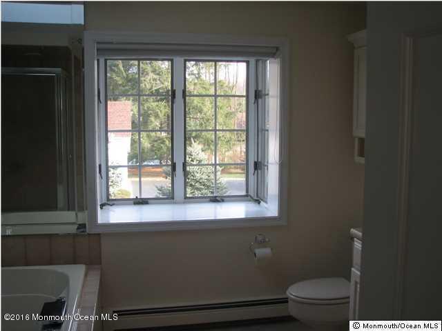 861 Holmdel Road Holmdel, NJ 07733 - Photo 18 of 31 MainBath