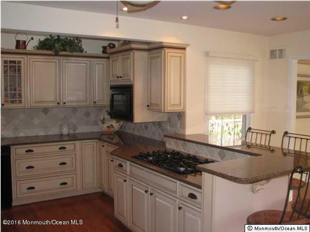 861 Holmdel Road Holmdel, NJ 07733 - Photo 3 of 31 Kitchen1
