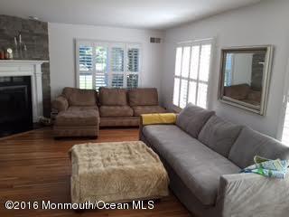 861 Holmdel Road Holmdel, NJ 07733 - Photo 9 of 31 cc656548-be4f-4723-a815-e20a24f53b94