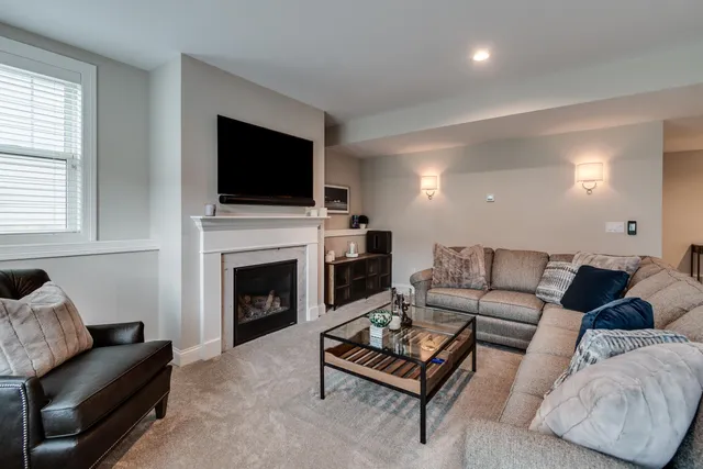 $849,900 | 5039 Congressional Hill, Middleton, WI 53597