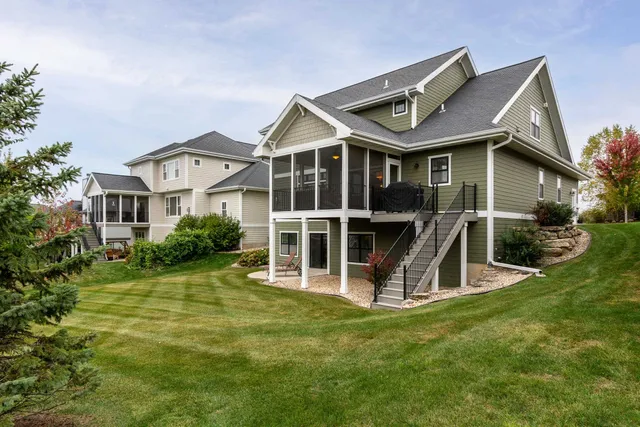 $849,900 | 5039 Congressional Hill, Middleton, WI 53597