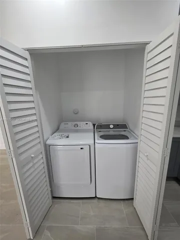 $2,720 | 21210 Southwest 119th Avenue, Unit 2, Miami, FL 33177