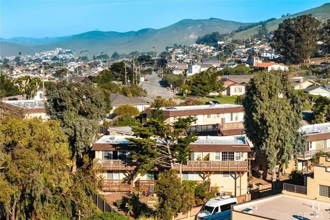 $459,000 | 1955 Ironwood Avenue, Unit K, Morro Bay, CA 93442
