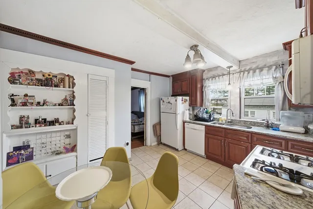 $800,000 | 37 Albion Street, Methuen, MA 01844