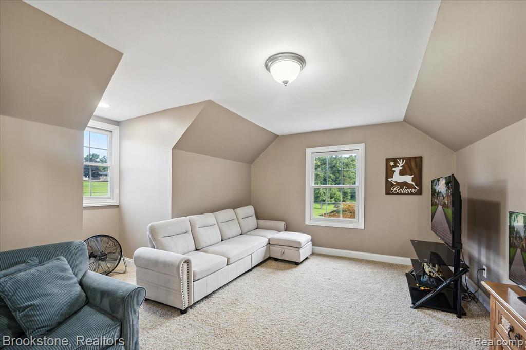 2307 Sundance Ridge Howell, MI 48843 - Photo 73 of 86