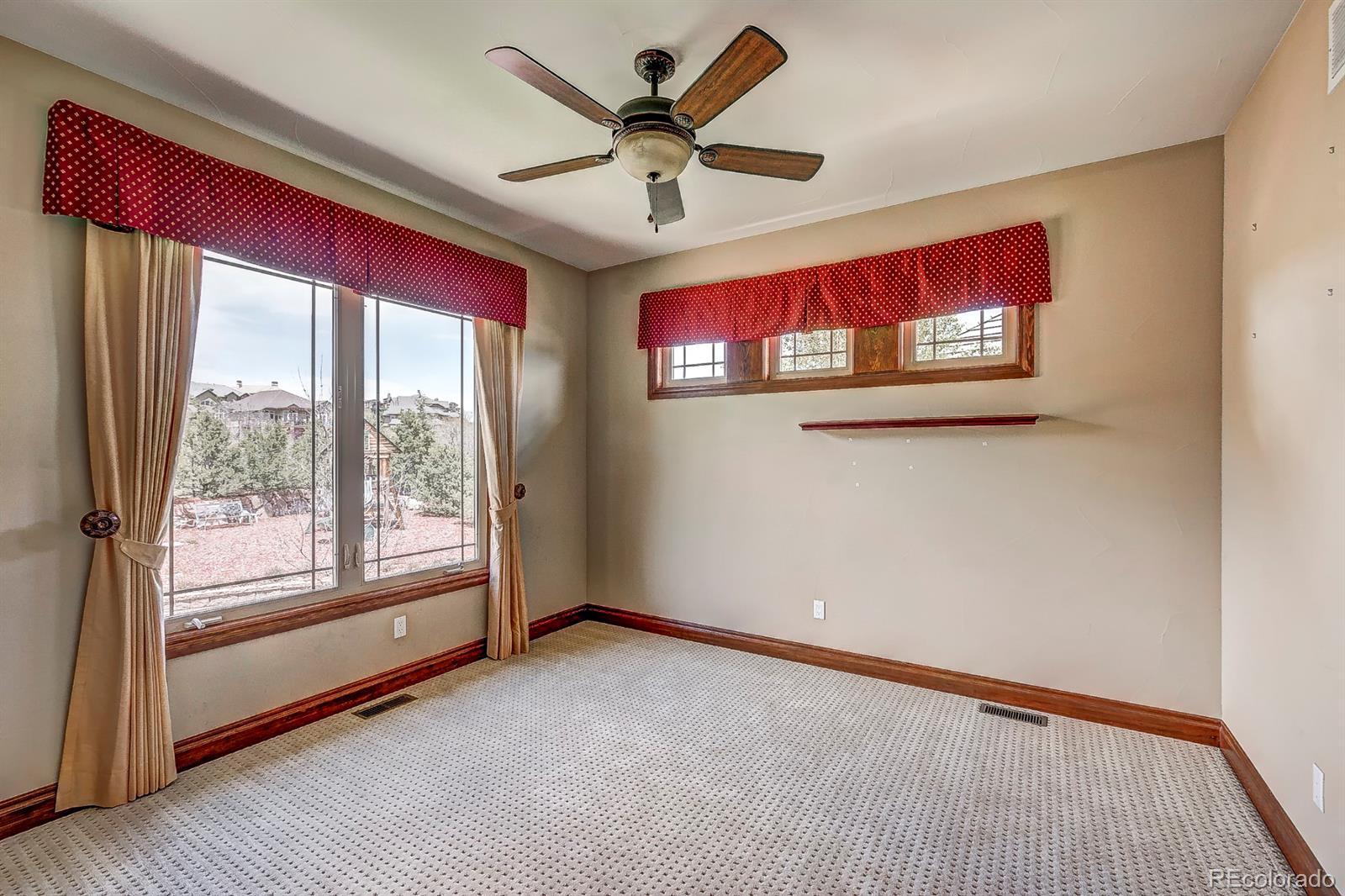 955 Buffalo Ridge Road Castle Pines, CO 80108 - Photo 14 of 30 Gallery Image 14