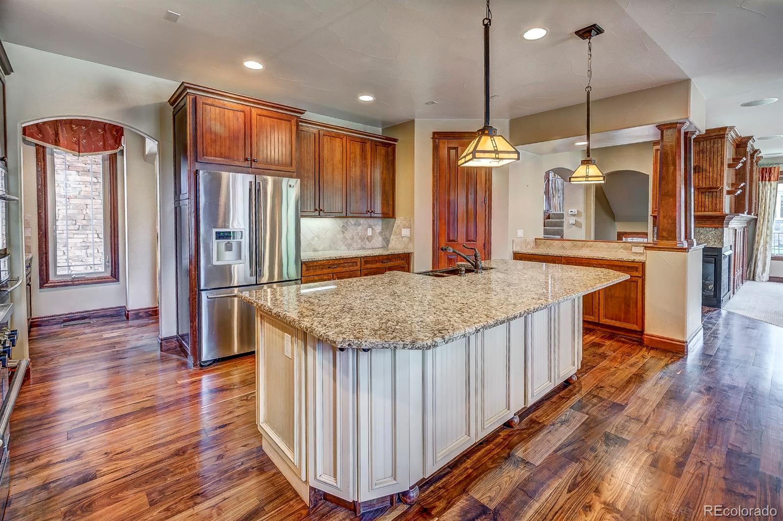 955 Buffalo Ridge Road Castle Pines, CO 80108 - Photo 6 of 30 Gallery Image 6