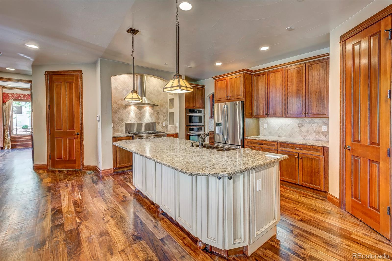 955 Buffalo Ridge Road Castle Pines, CO 80108 - Photo 7 of 30 Gallery Image 7