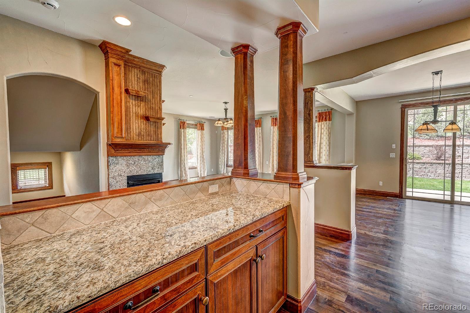 955 Buffalo Ridge Road Castle Pines, CO 80108 - Photo 8 of 30 Gallery Image 8