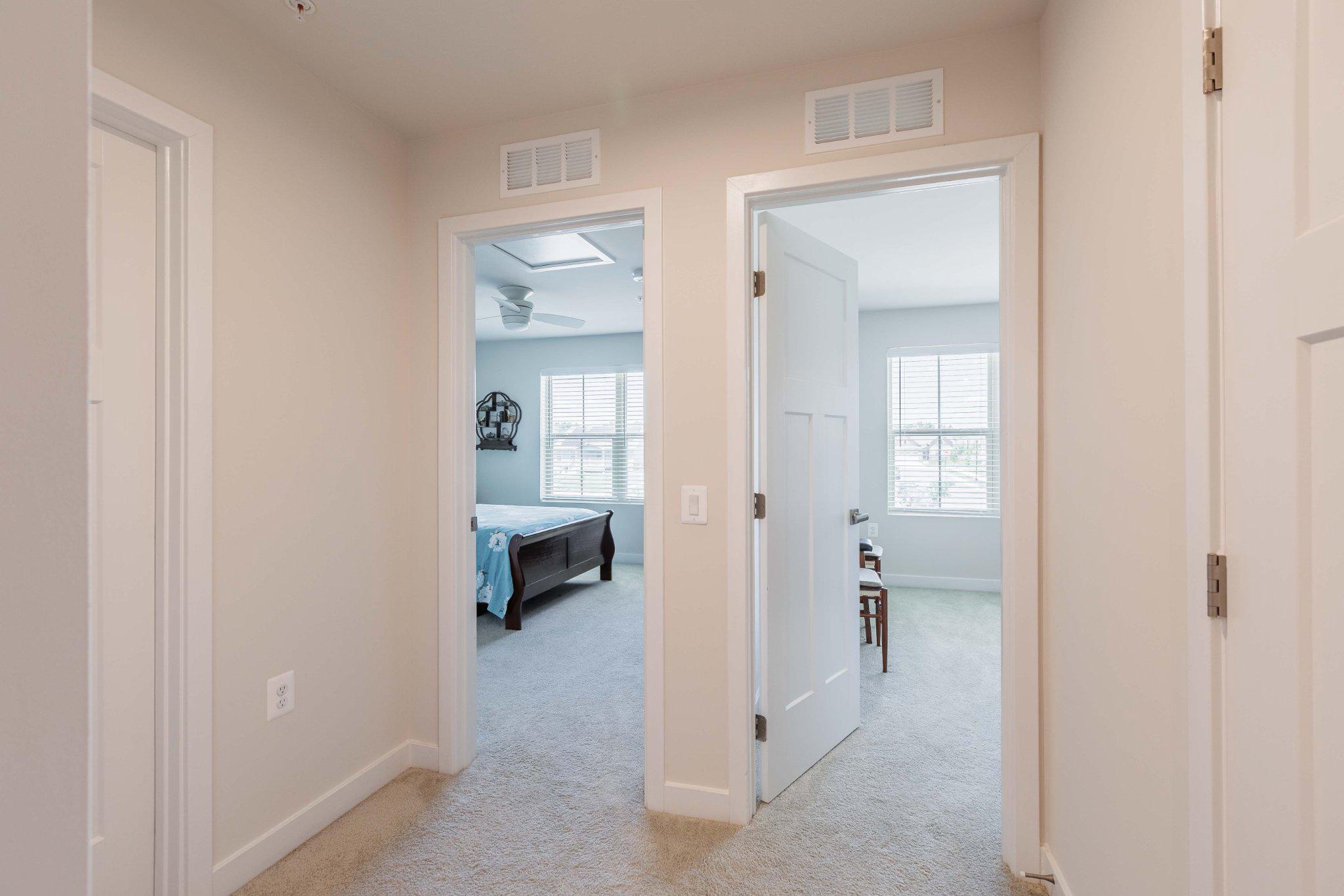 360 Shortleaf Circle Frederick, MD 21702 - Photo 21 of 49 Top floor hallway.