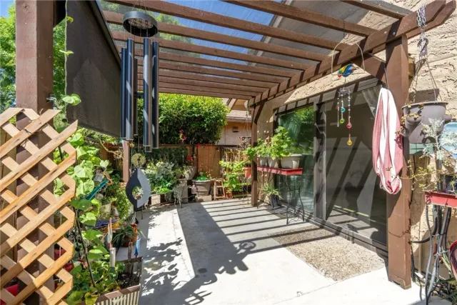 $354,500 | 520 Wilshire Court, Unit 52, Chico, CA 95973