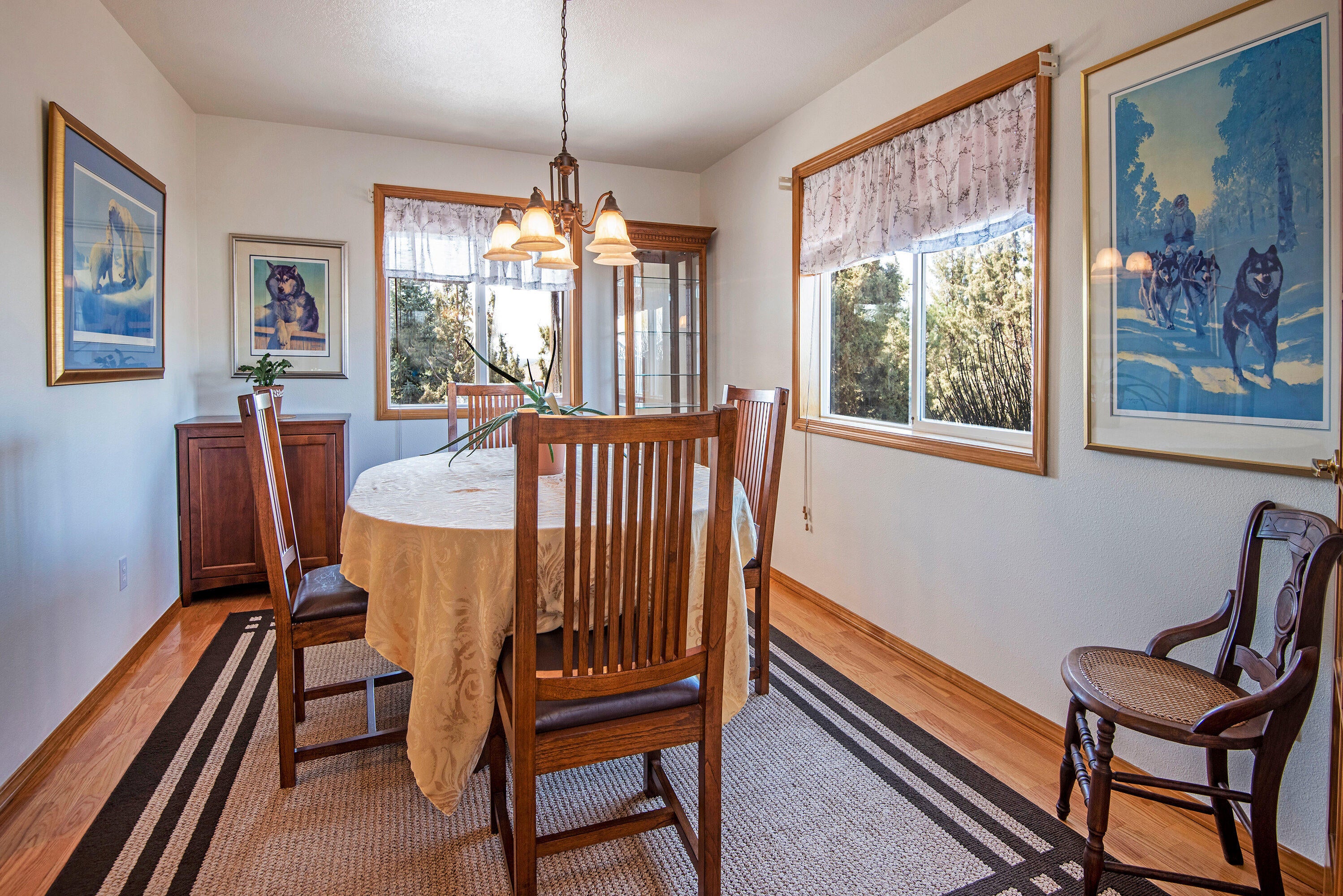 3256 Southwest 35th Street Redmond, OR 97756 - Photo 4 of 27 4