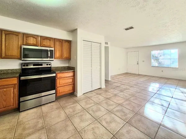 $1,200 | 1702 East Mulberry Drive, Unit A, Tampa, FL 33604