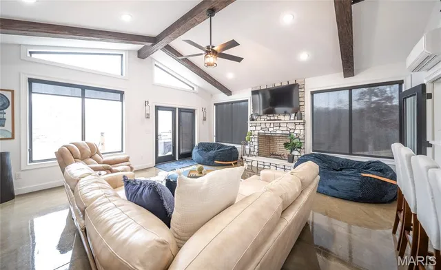 $1,699,000 | 246 West Westwind Drive, Wappapello, MO 63966