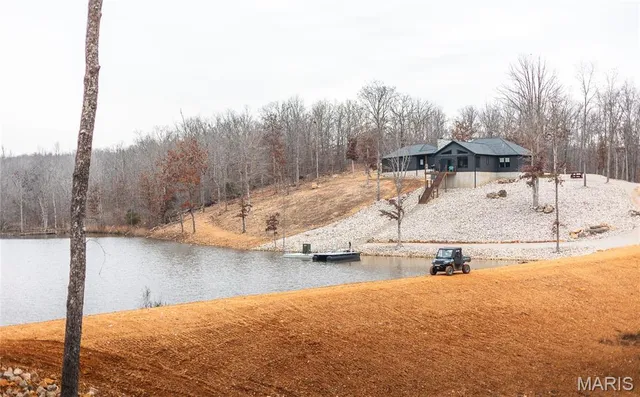 $1,699,000 | 246 West Westwind Drive, Wappapello, MO 63966