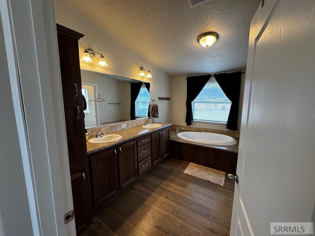 228 Bluebird Lane Challis, ID 83226 - Photo 9 of 42
