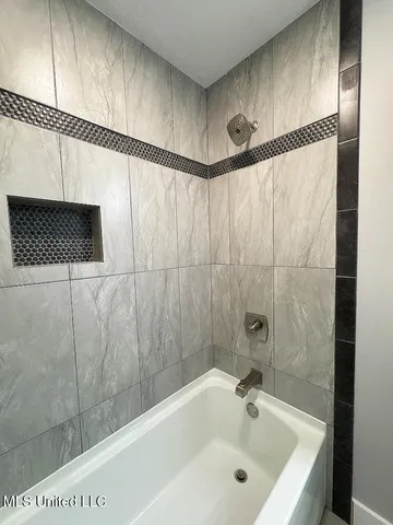 $199,000 | 410 Heritage Place, Jackson, MS 39212