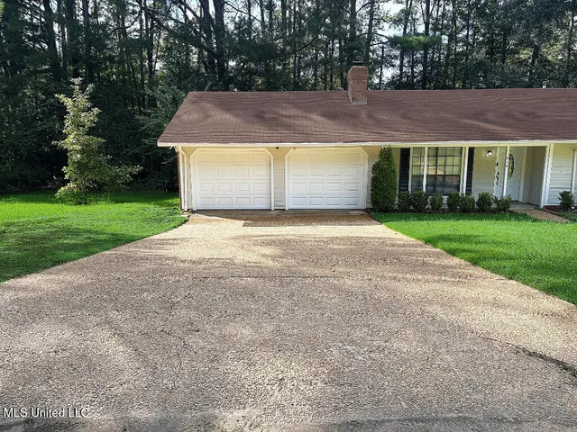 $199,000 | 410 Heritage Place, Jackson, MS 39212