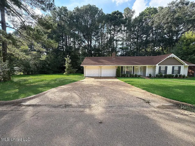 $199,000 | 410 Heritage Place, Jackson, MS 39212