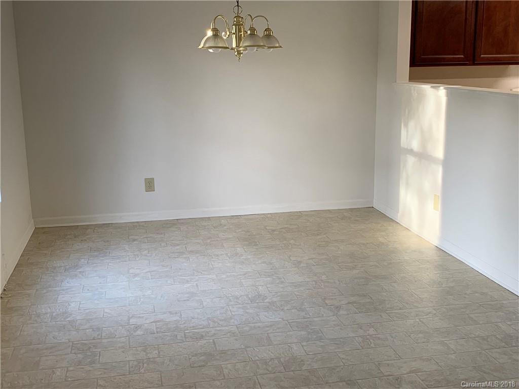 2732 Bramble Ridge Court Charlotte, NC 28215 - Photo 4 of 4