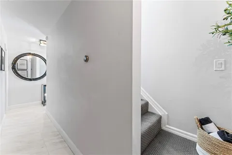 $999,000 | 4950 Bayshore Boulevard, Unit 27, Tampa, FL 33611