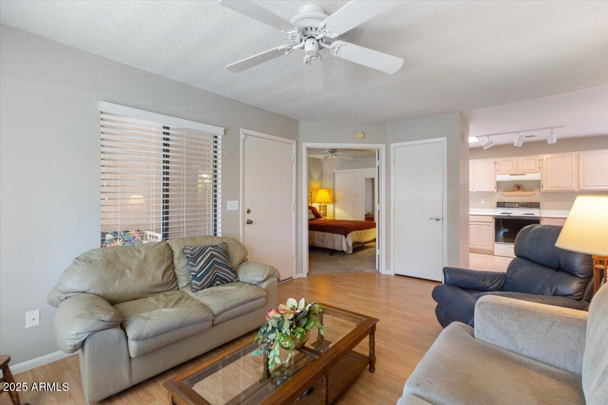 14300 West Bell Road, Unit 232 Surprise, AZ 85374 - Photo 10 of 39 09-IMG_8781