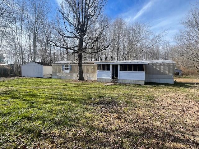 57 Sharon Ann Road Russell Springs, KY 42642 - Photo 4 of 27 IMG_6571