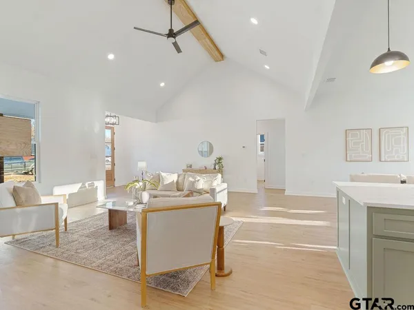$589,000 | 75 West Elmwood Drive, Mount Vernon, TX 75457