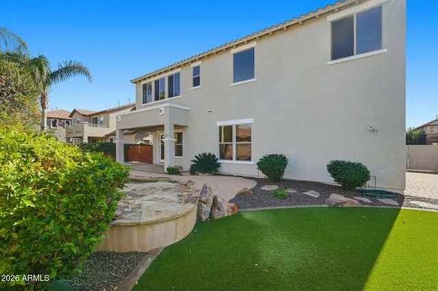 $915,900 | 2718 East Hampton Lane, Gilbert, AZ 85295