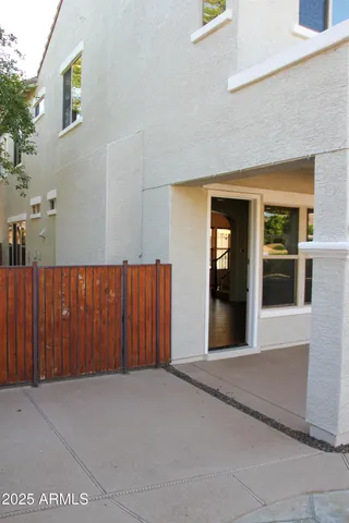 $945,900 | 2718 East Hampton Lane, Gilbert, AZ 85295