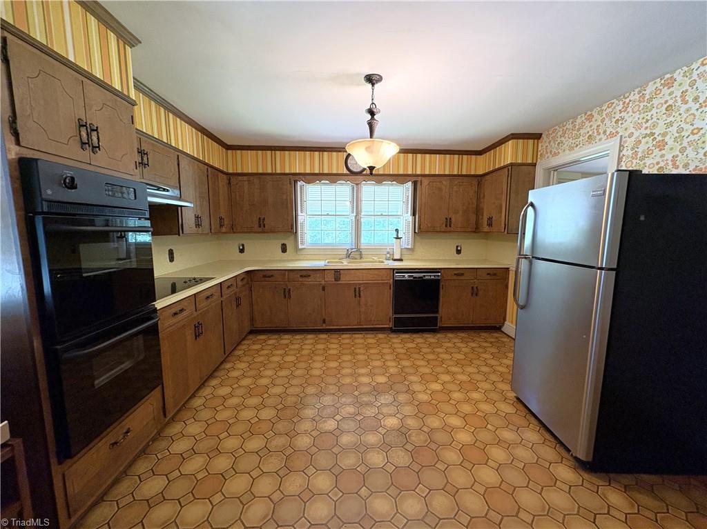 1261 Bethany Road Madison, NC 27025 - Photo 23 of 49