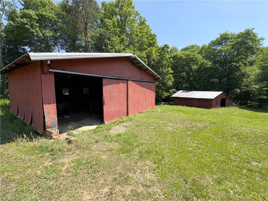 1261 Bethany Road Madison, NC 27025 - Photo 9 of 49