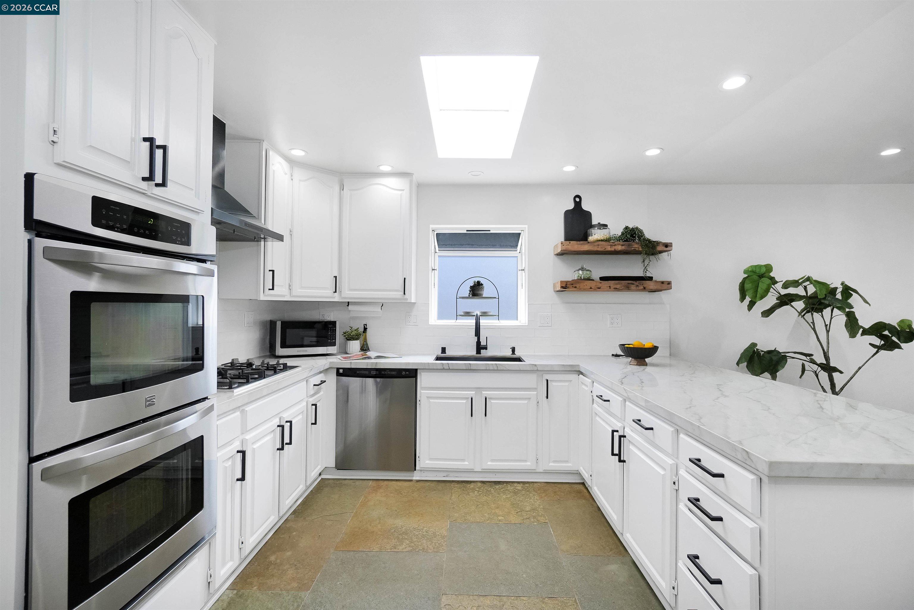 5506 Florida Drive Concord, CA 94521 - Photo 32 of 92