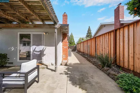 $910,000 | 5506 Florida Drive, Concord, CA 94521