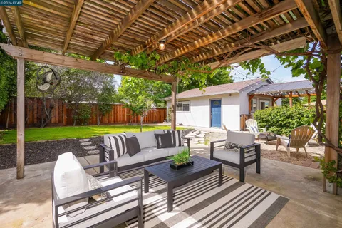 $910,000 | 5506 Florida Drive, Concord, CA 94521