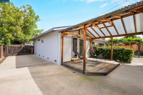 $910,000 | 5506 Florida Drive, Concord, CA 94521