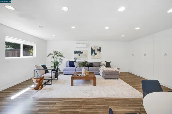 $910,000 | 5506 Florida Drive, Concord, CA 94521