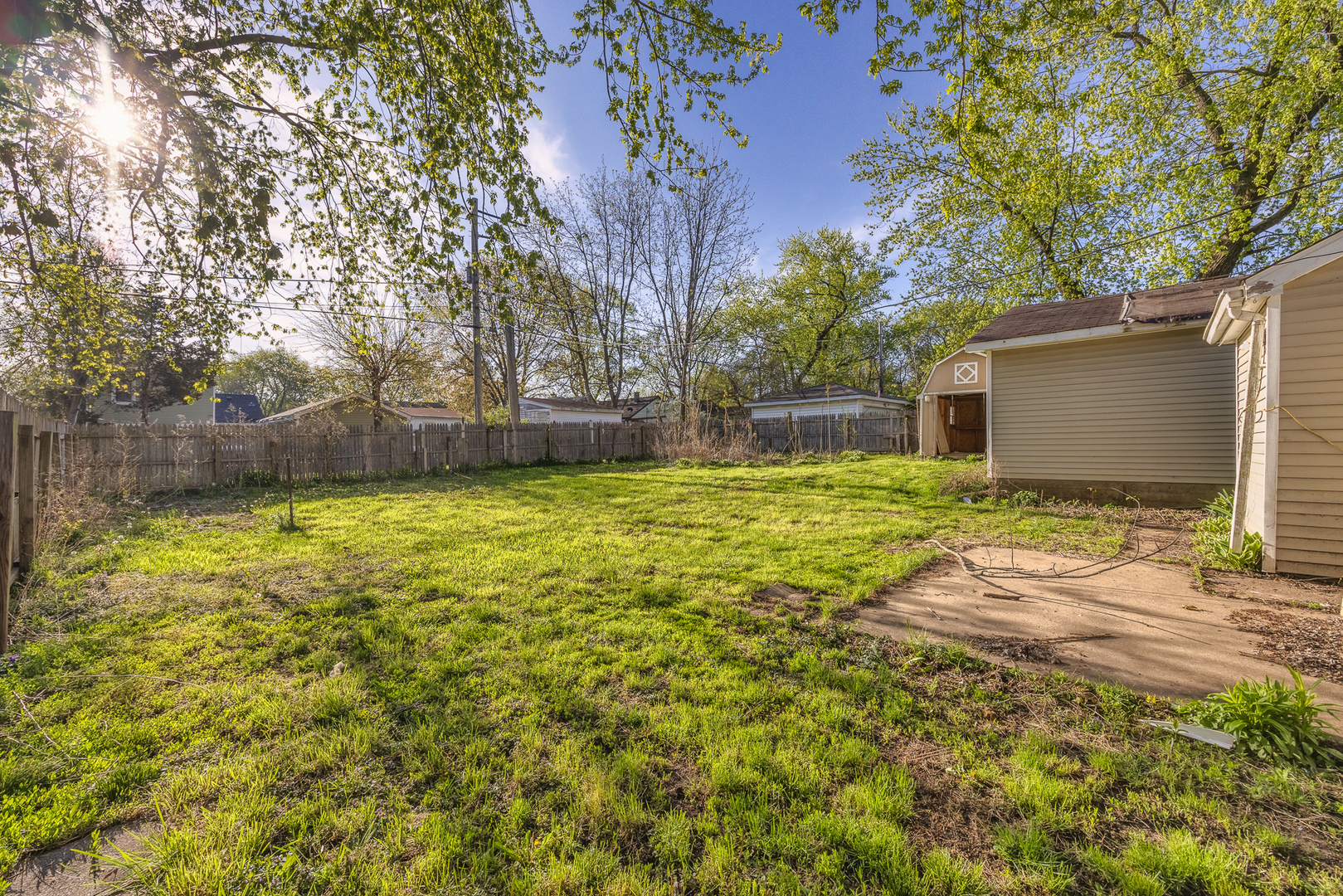 208 South Park Road Joliet, IL 60433 - Photo 25 of 29 a view of a house with a yard