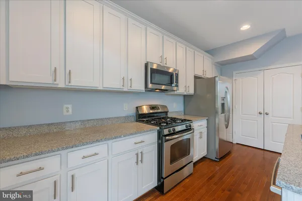 $550,000 | 608 South Cherry Grove Avenue, Annapolis, MD 21401