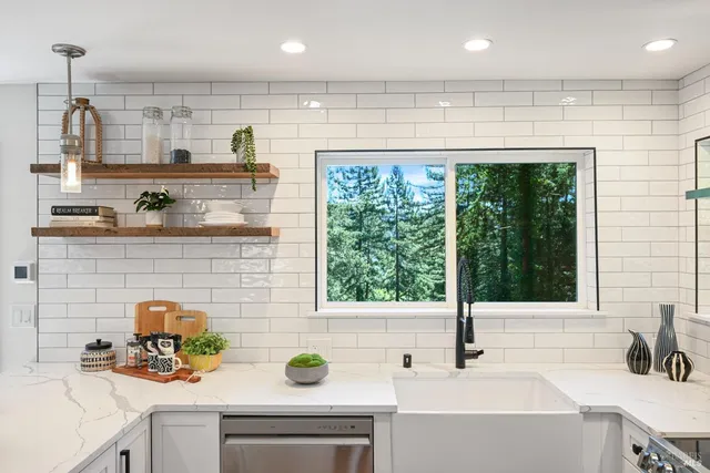 $620,000 | 14150 Fern Road, Guerneville, CA 95446