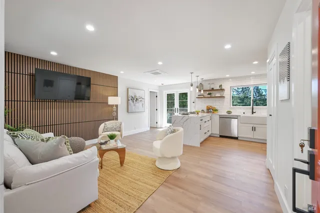 $620,000 | 14150 Fern Road, Guerneville, CA 95446