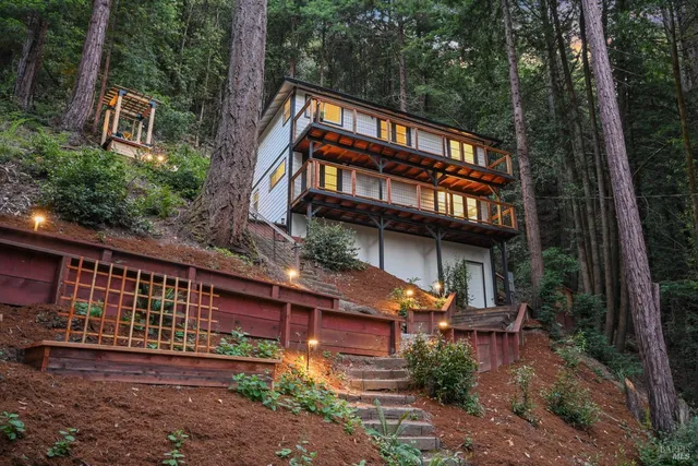 $620,000 | 14150 Fern Road, Guerneville, CA 95446