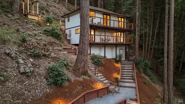 $620,000 | 14150 Fern Road, Guerneville, CA 95446