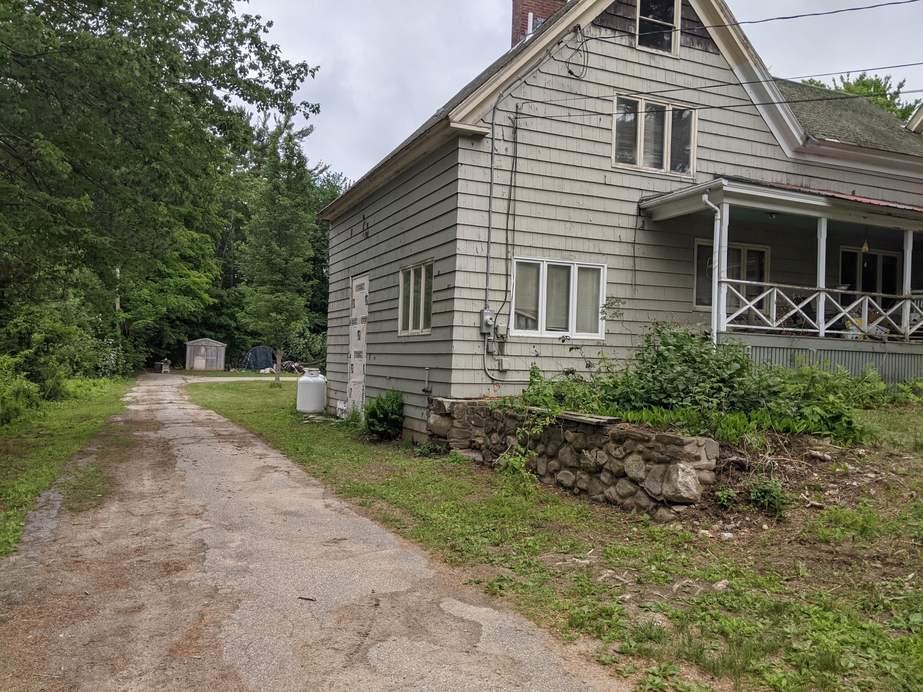419 Northeast Road Standish, ME 04084 - Photo 3 of 26 Northeast left driveway