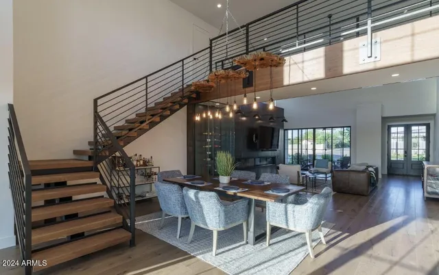 $8,500 | 8504 South 10th Lane, Unit 4, Phoenix, AZ 85041