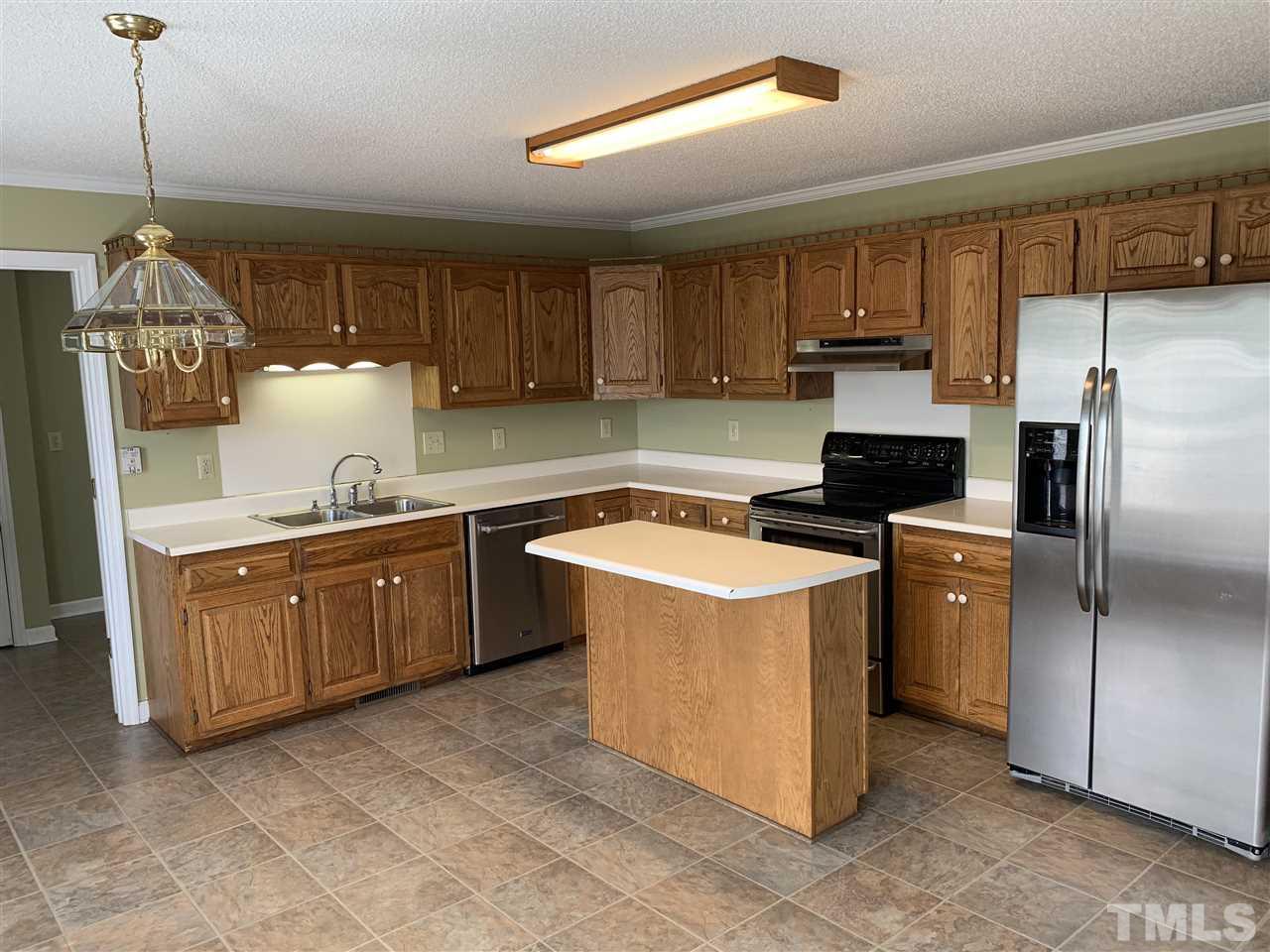 819 Hawley Road Dunn, NC 28334 - Photo 11 of 23 Gallery Image 11