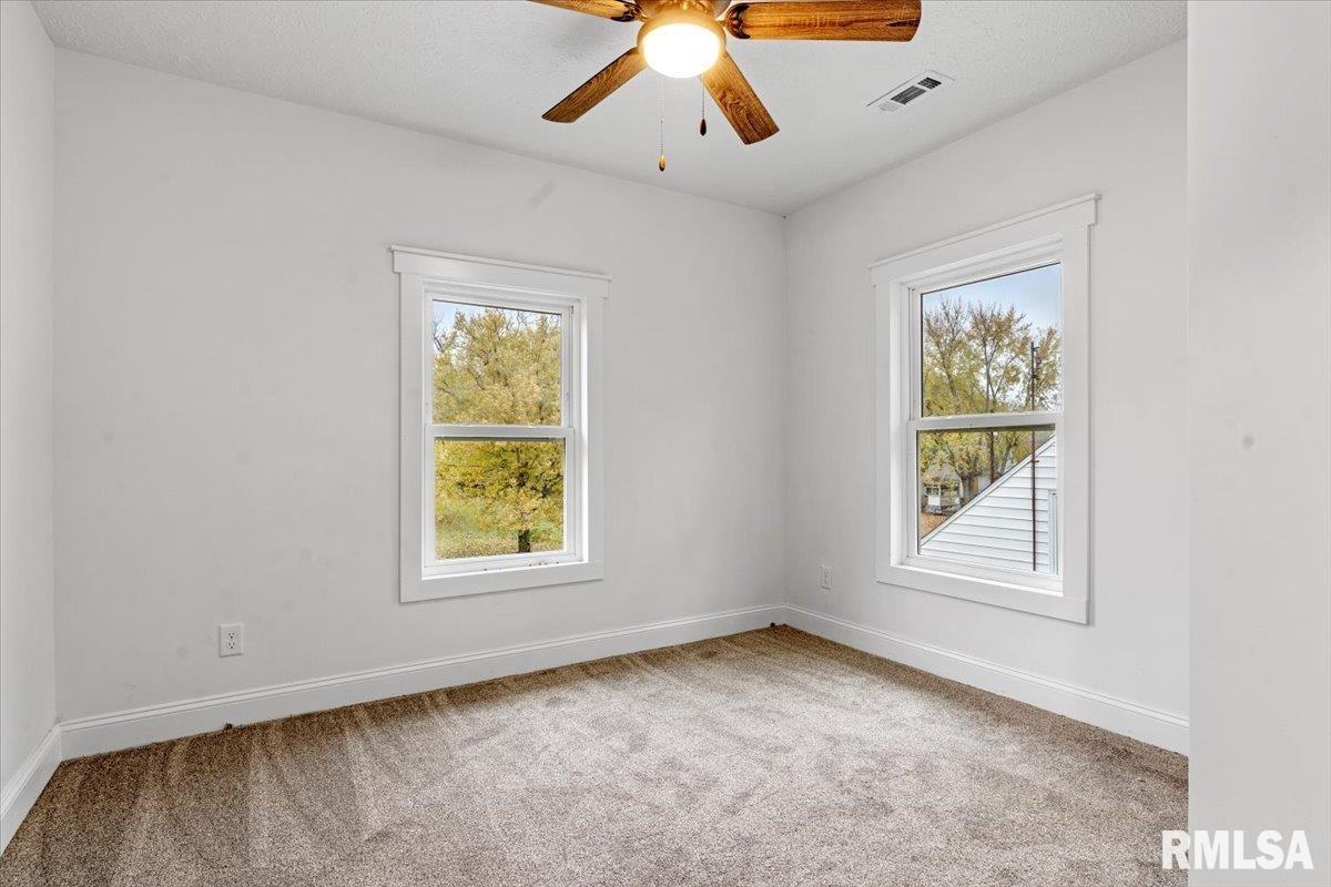 630 West Hay Street Springfield, IL 62702 - Photo 14 of 34