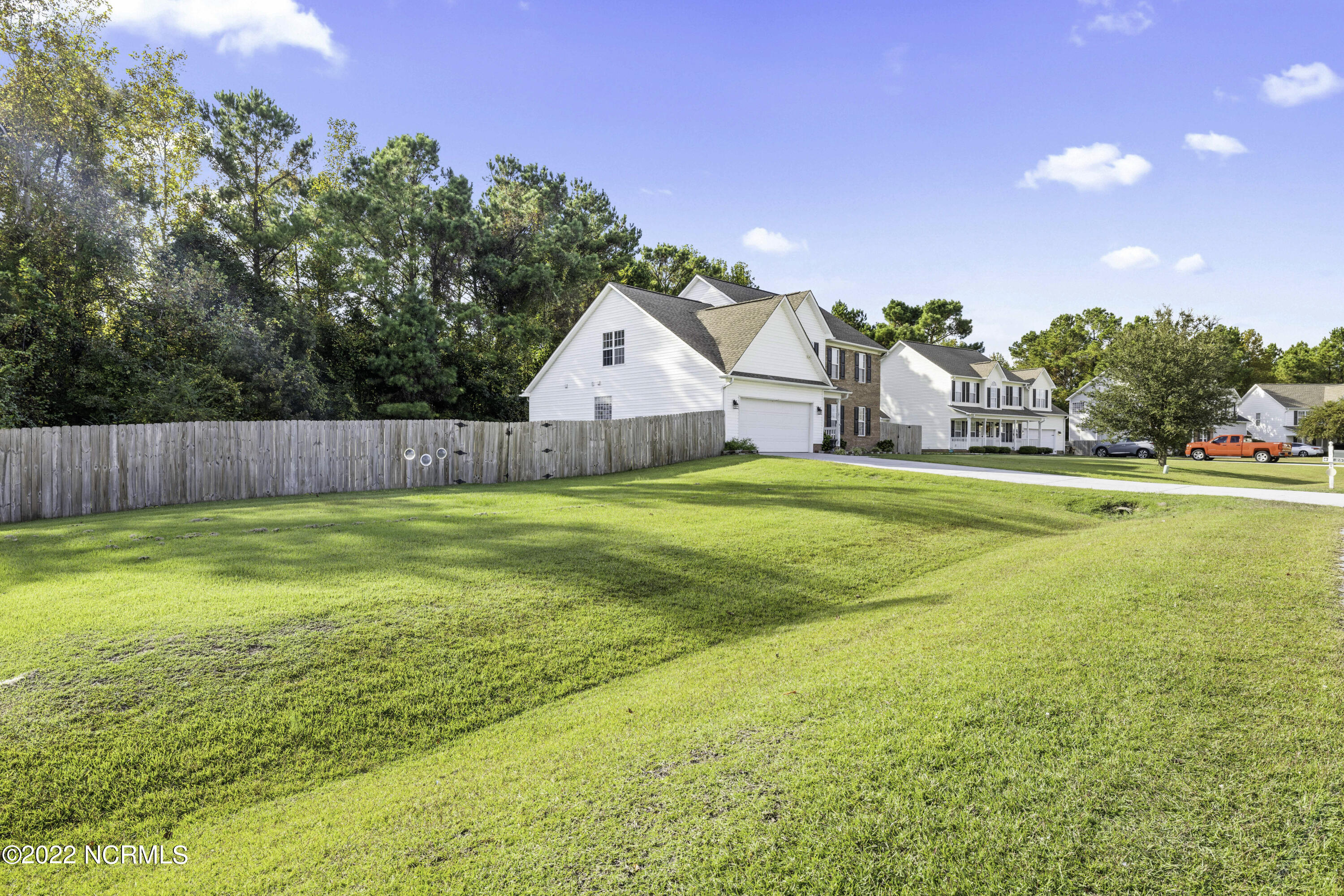 257 Rutherford Way Jacksonville, NC 28540 - Photo 3 of 25 Front