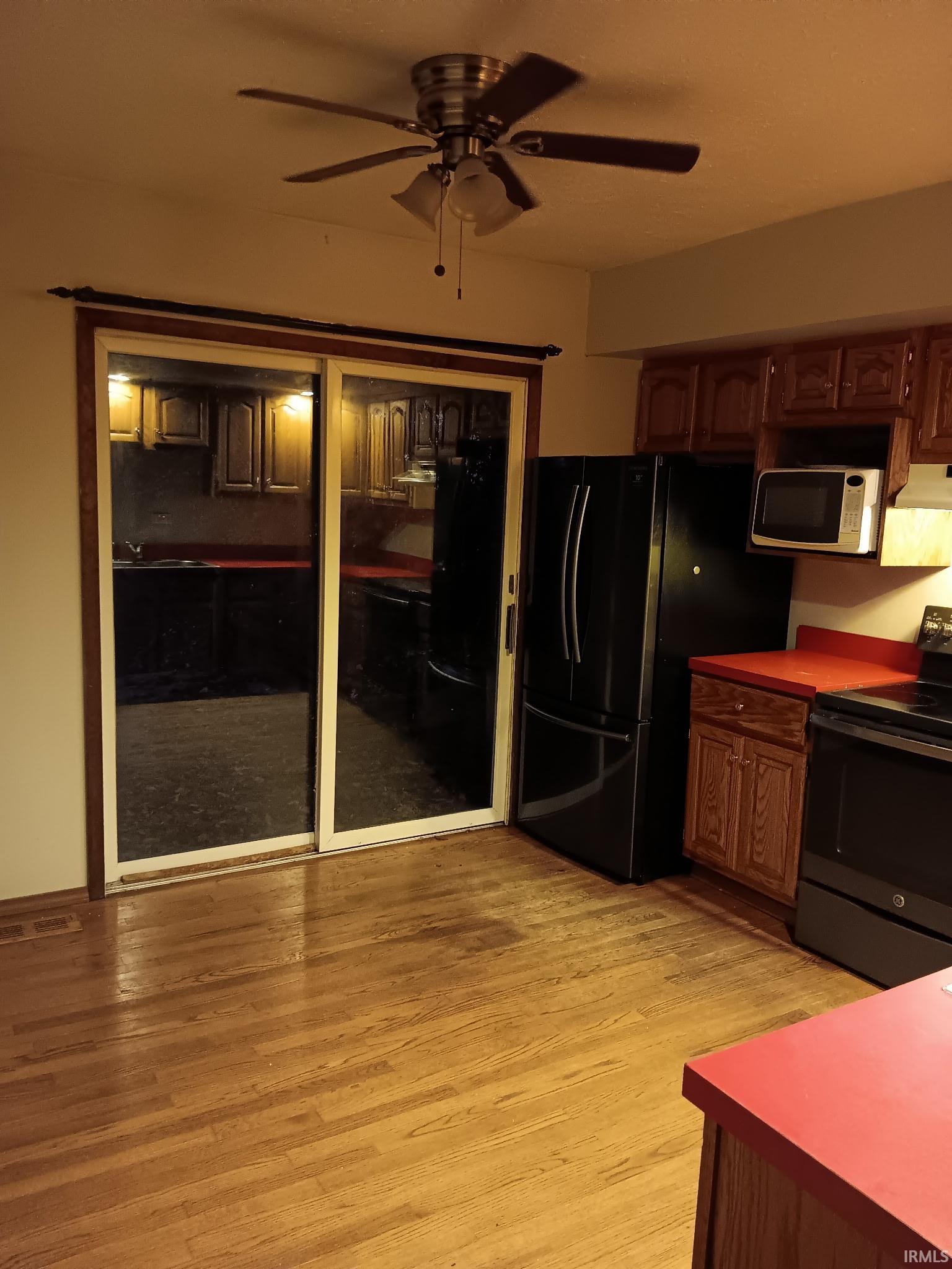 54213 Terrace Lane South Bend, IN 46635 - Photo 3 of 12